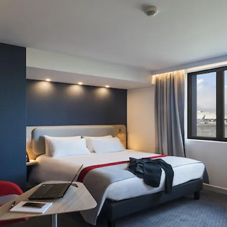 Express - Paris - Cdg Airport By Ihg 3*