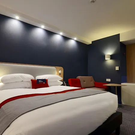 Express - Paris - Cdg Airport By Ihg 3*