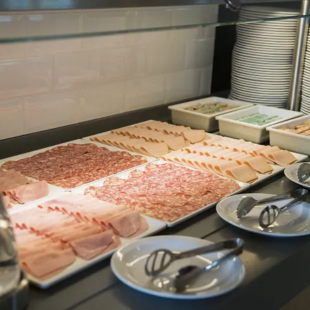 Express - Paris - Cdg Airport By Ihg מלון 3*