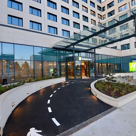 Hotel Express - Paris - Cdg Airport By Ihg Roissy-en-France