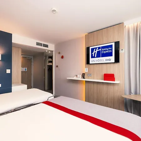 Express - Paris - Cdg Airport By Ihg