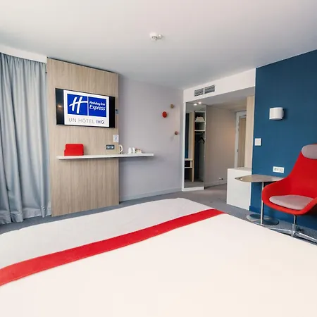 Express - Paris - Cdg Airport By Ihg 3*