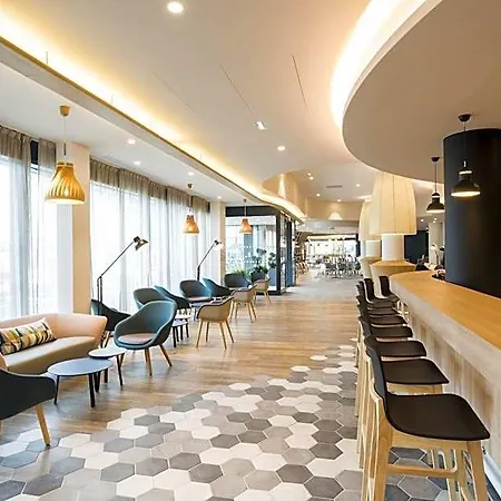 Hotel Express - Paris - Cdg Airport By Ihg 3*