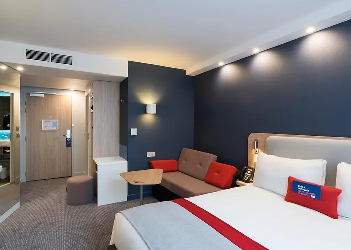 Express - Paris - Cdg Airport By Ihg 3*