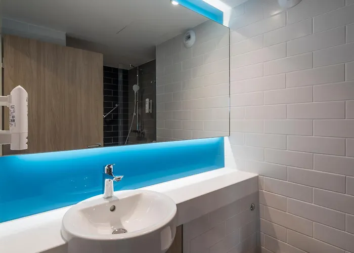 Express - Paris - Cdg Airport By Ihg 3*