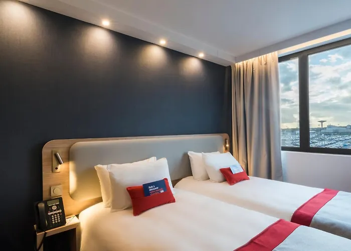 Express - Paris - Cdg Airport By Ihg