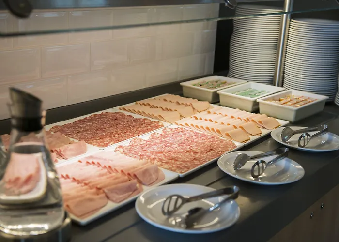 홀리데이 인 익스프레스 - 파리 - Cdg 에어포트 호텔 3*