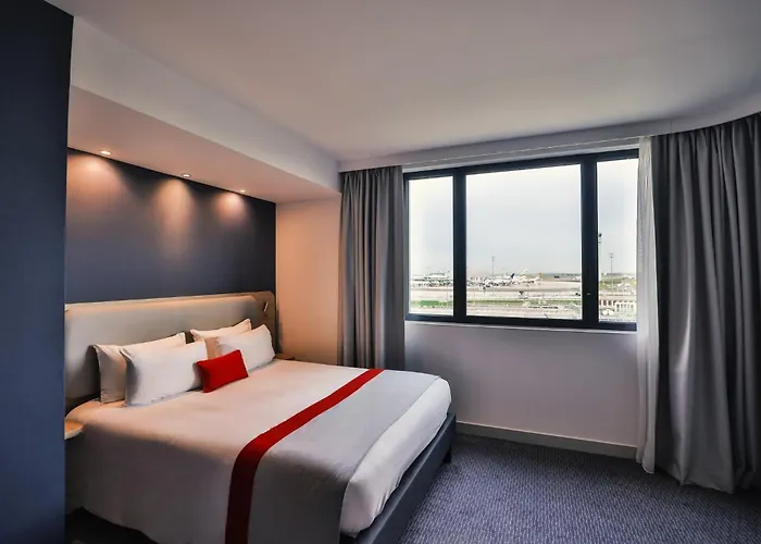 Express - Paris - Cdg Airport By Ihg 3*