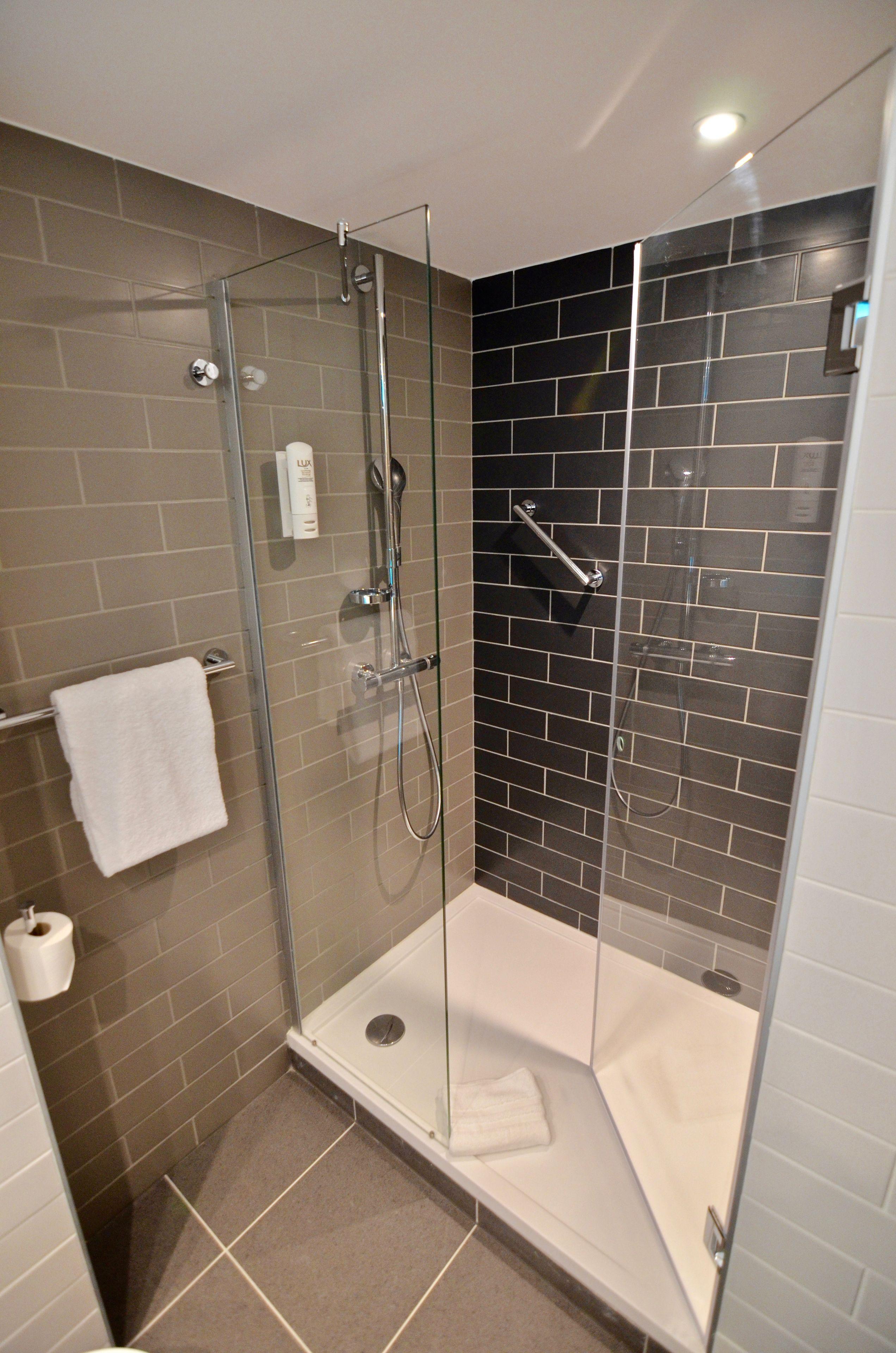 Hotel Inn Express - Paris - Cdg Airport By Ihg Roissy-en-France, France ...